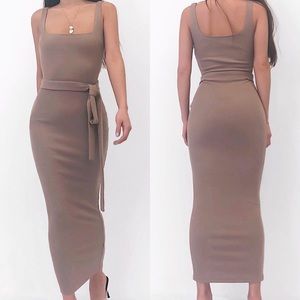 New🔥 Mocha Ribbed Knit Belted Midi Dress🧡